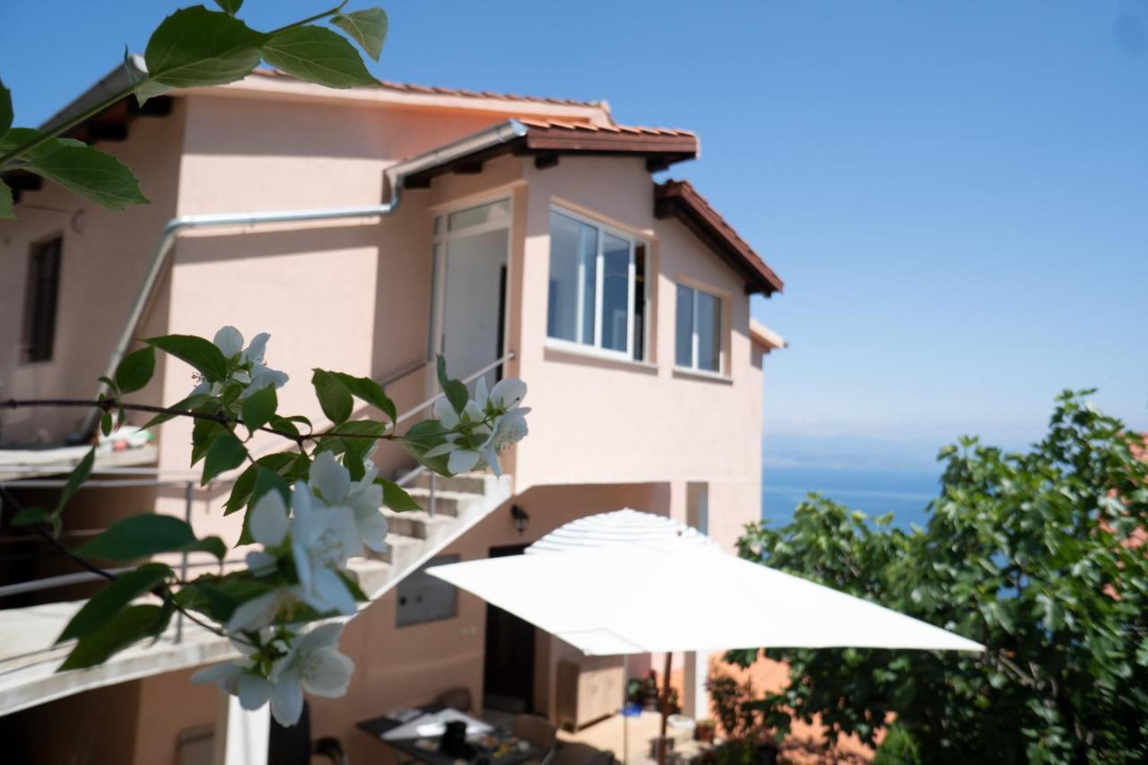 Cvita - Cozy Apartment With An Amazing View 로브란 외부 사진