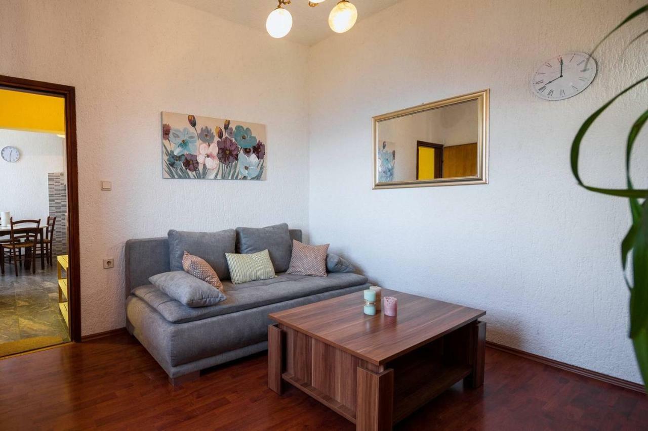 Cvita - Cozy Apartment With An Amazing View 로브란 외부 사진