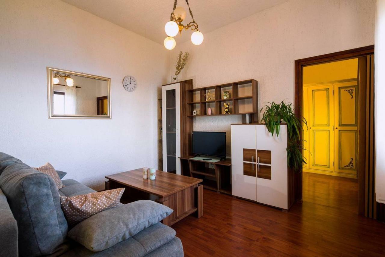 Cvita - Cozy Apartment With An Amazing View 로브란 외부 사진
